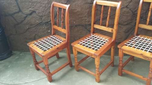 Set of 8 beautiful old oregan riempie chairs.