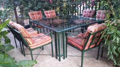 Beautiful, large metal garden set.
