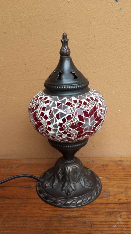 Beautiful mosaic table lamp.