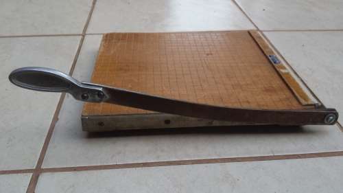 Old Diamond guillotine.