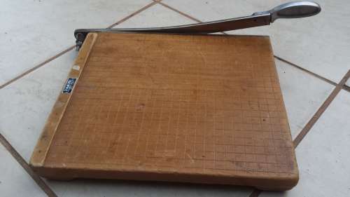 Old Diamond guillotine.