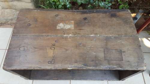 Large old box TV stand / coffee table.