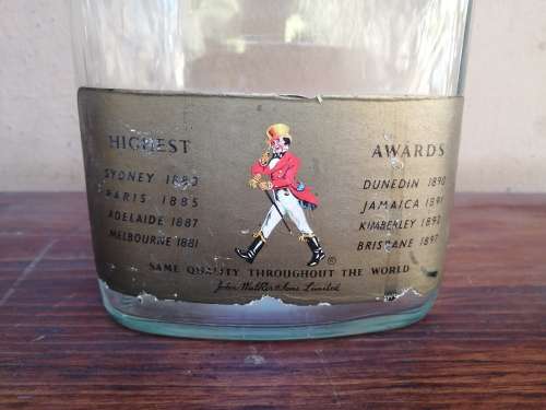 Large Johnnie Walker bottle and 2 glasses.