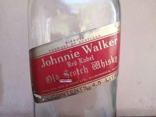 Large Johnnie Walker bottle and 2 glasses.
