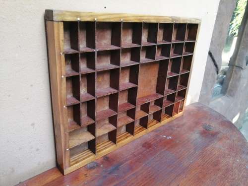Lovely dark and light printers tray.