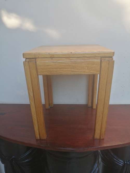 Lovely solid oak side table.