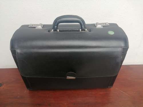 Original old doctors bag.