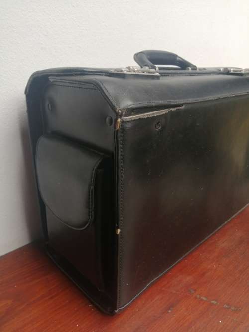 Original old doctors bag.