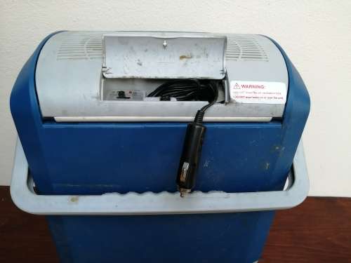 Campmaster battery operated cooler box.