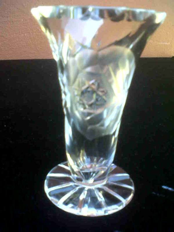 SMALL ROSE CRYSTAL POSY VASE