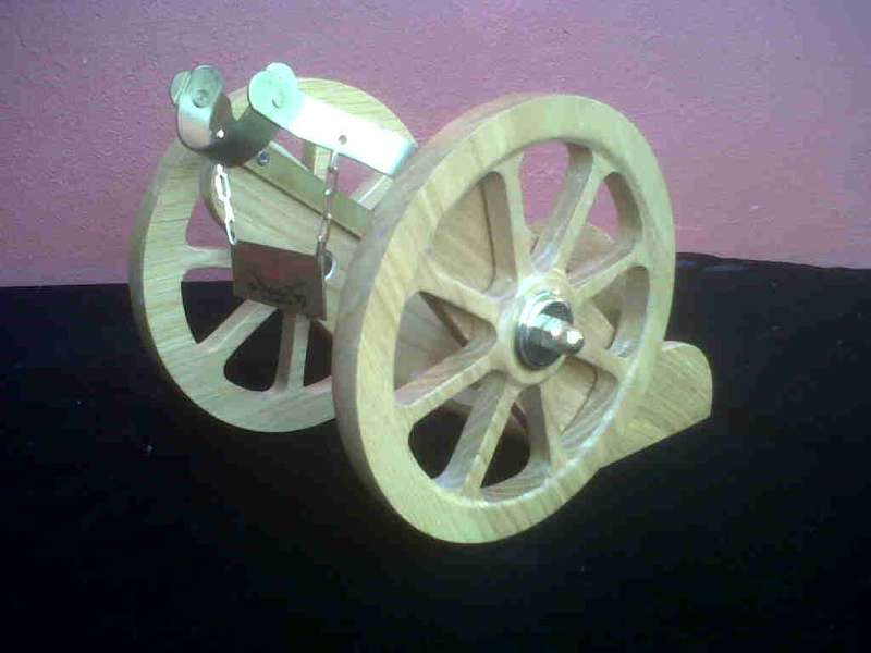 CANON WHISKEY BOTTLE HOLDER