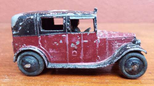 Dinky Toys. Old taxi.