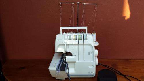 Empisal 606 D overlocker.