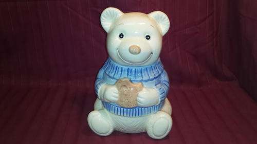 Lovely teddy bear cookie jar.