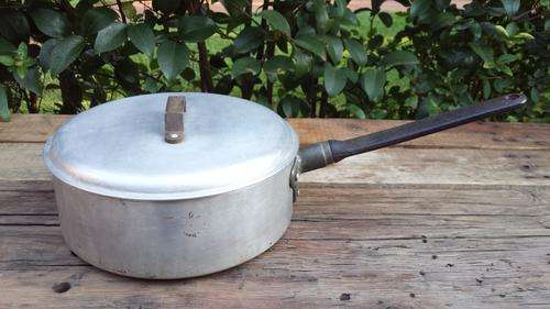 Old aluminium poached egg pot.