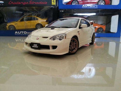 AutoArt Honda Integra Type R Mugen