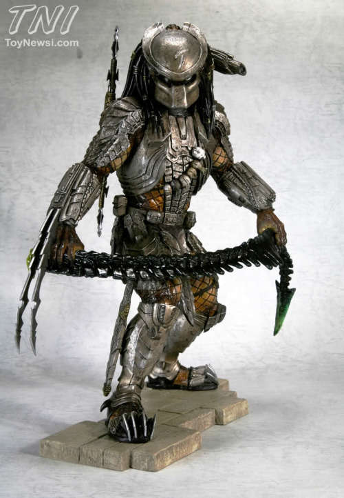 KOTOBUKIYA ARTFX ALIEN VS PREDATOR STATUES:  1:6 ALIEN WARRIOR & SCAR PREDATOR