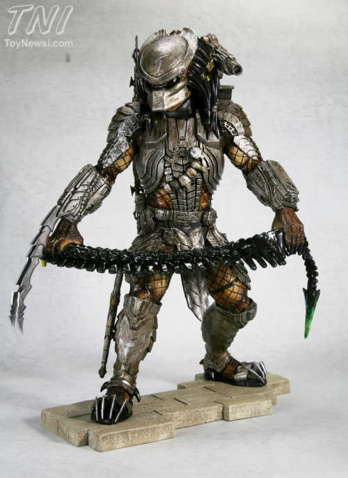KOTOBUKIYA ARTFX ALIEN VS PREDATOR STATUES:  1:6 ALIEN WARRIOR & SCAR PREDATOR