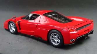 Hot Wheels Ferrari Enzo 1:18