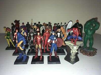 THE Complete (+100) - Ultimate Marvel Graphic Novel Collection with +50 eaglemoss Marvel Figurines