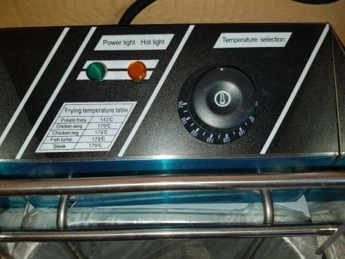 Double Electric Deep Fryer - New - Demo unit