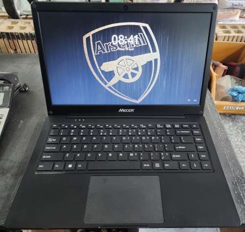 Mecer Z140C - Xpress-G [256GB SSD,WINDOWS 11 & EXCELLENT CONDITION][LATE ENTRY]