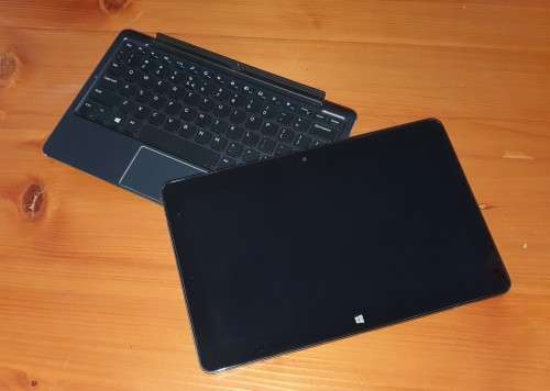 DELL 2-IN-1 CONVERTIBLE *** 4TH GEN CORE i3, 4GB RAM, 128GB SSD, 10.8" TOUCH SCREEN *** VENUE 11 PRO