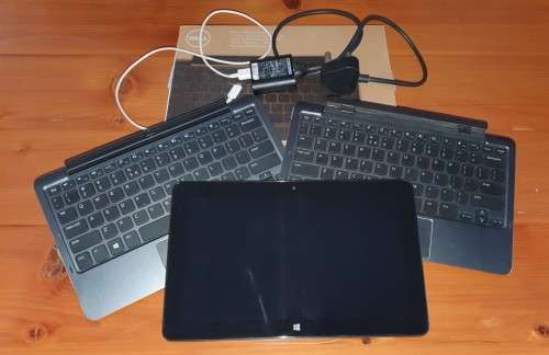 DELL 2-IN-1 CONVERTIBLE *** 4TH GEN CORE i3, 4GB RAM, 128GB SSD, 10.8" TOUCH SCREEN *** VENUE 11 PRO