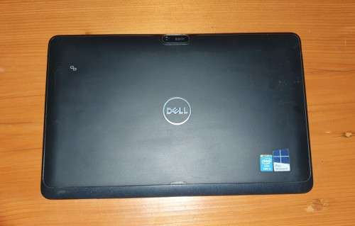 DELL 2-IN-1 CONVERTIBLE *** 4TH GEN CORE i3, 4GB RAM, 128GB SSD, 10.8" TOUCH SCREEN *** VENUE 11 PRO