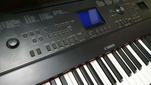 Yamaha DGX-660 Portable Digital Grand Piano
