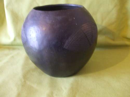 Attractive Bowl with African Design Decoration