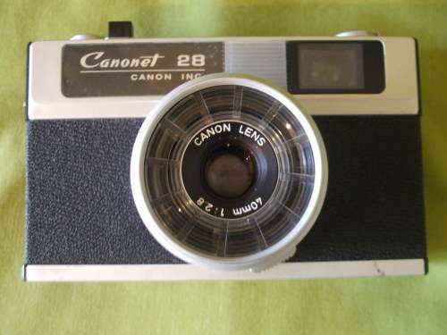 Vintage Canon Canonet 28 Camera in Leather Case