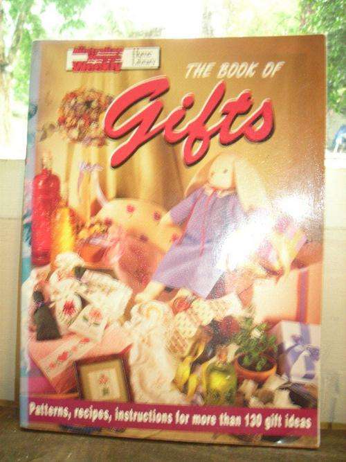 THE BOOK OF GIFTS - AUSTRALIAN WOMEN'S WEEKLY