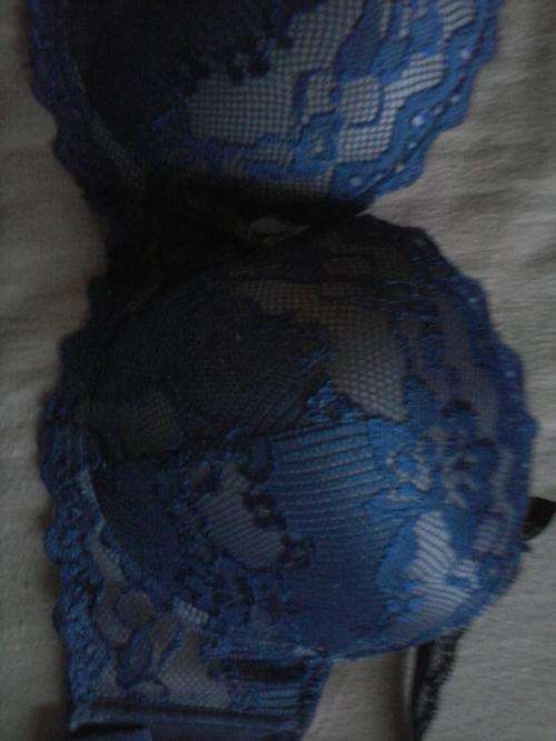 40C PADDED LACE BRA