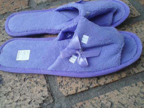 BEAUTIFUL LILAC SLIPPERS SIZE 7-8