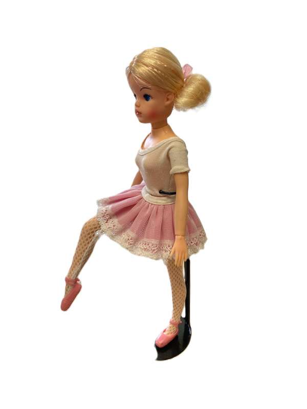 Sindy doll (2 gen 1077 033055x)