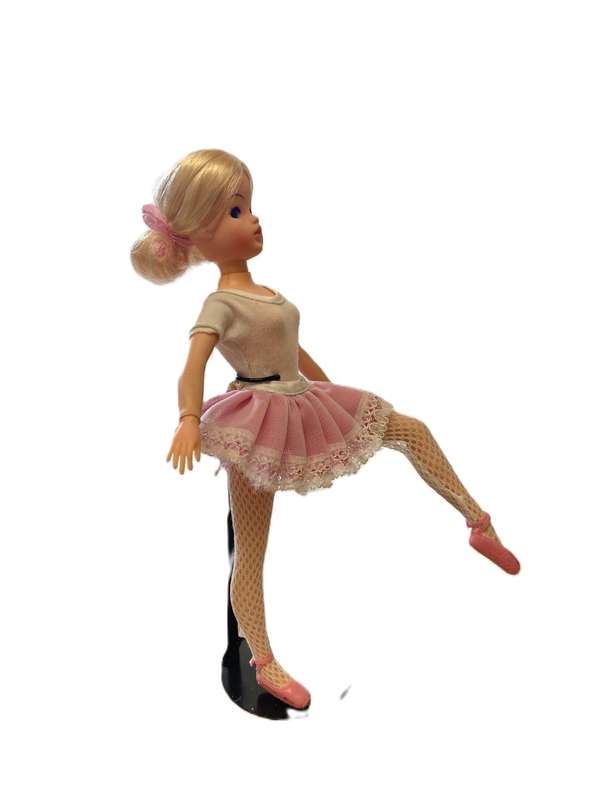 Sindy doll (2 gen 1077 033055x)