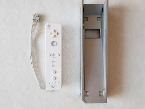 Nintendo Wii console + All cables + Controller
