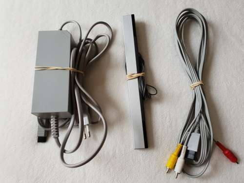 Nintendo Wii console + All cables + Controller