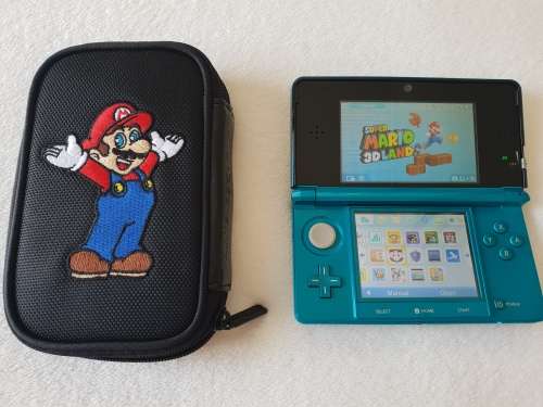 Nintendo 3DS console + Games