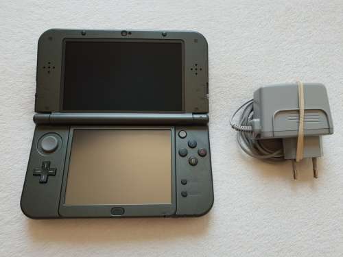 'New' Nintendo 3DS XL console !See Description!