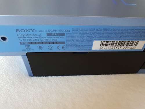Playstation 2 console + 2 Games