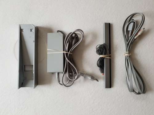 Nintendo Wii Console + 2 Games
