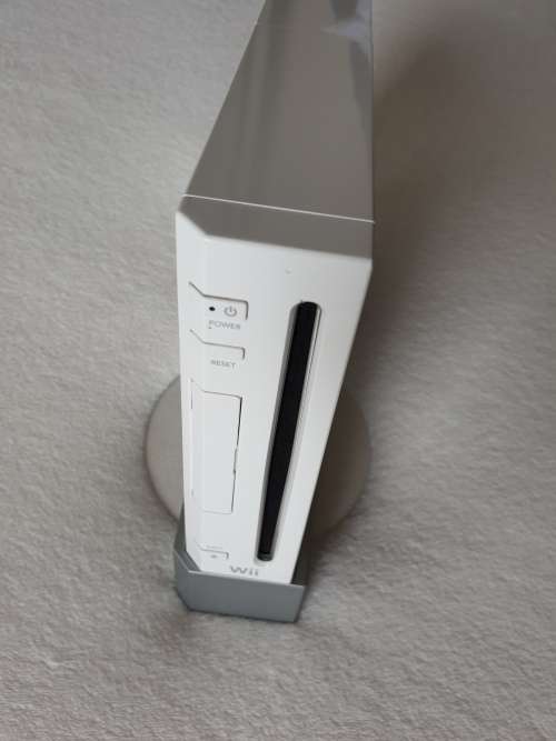 Nintendo Wii Console + 4 Games