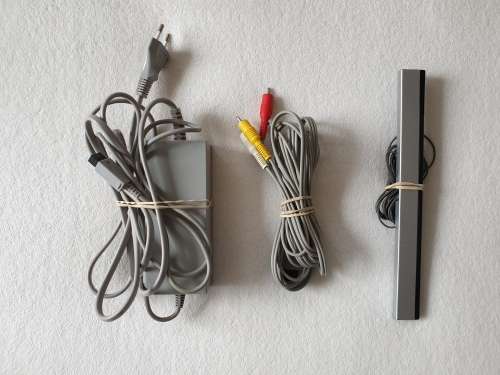 Nintendo Wii Console + 4 Games