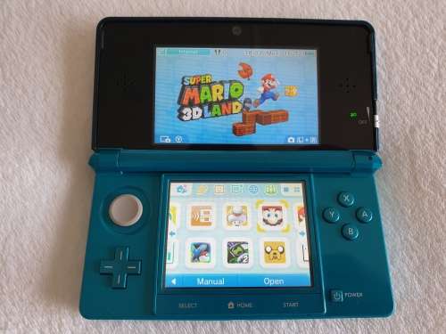 Nintendo 3DS Console + 9 Games
