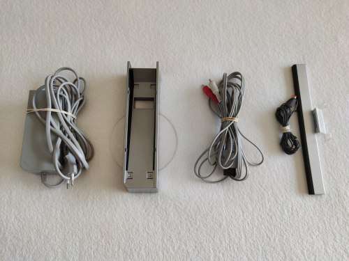 Nintendo Wii Console + 10 Games + 2 Controllers + Box