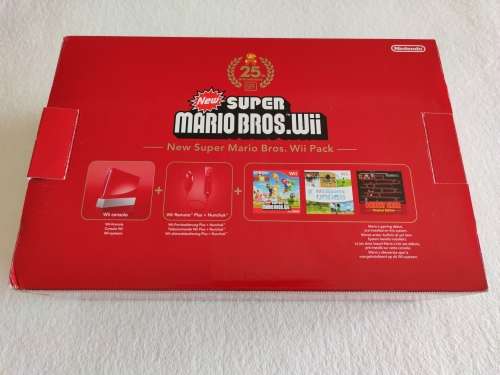 Nintendo Wii Console + 3 Games + Box (25th Anniversary Super Mario Limited Edition Console)