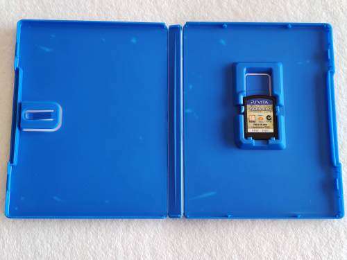 Uncharted: Golden Abyss - PS / Playstation Vita Game