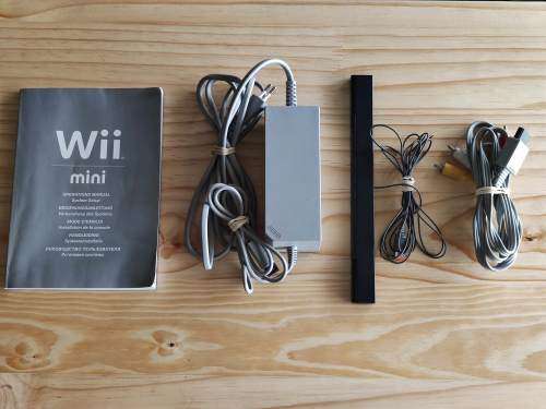 Nintendo Wii Console + 7 Games
